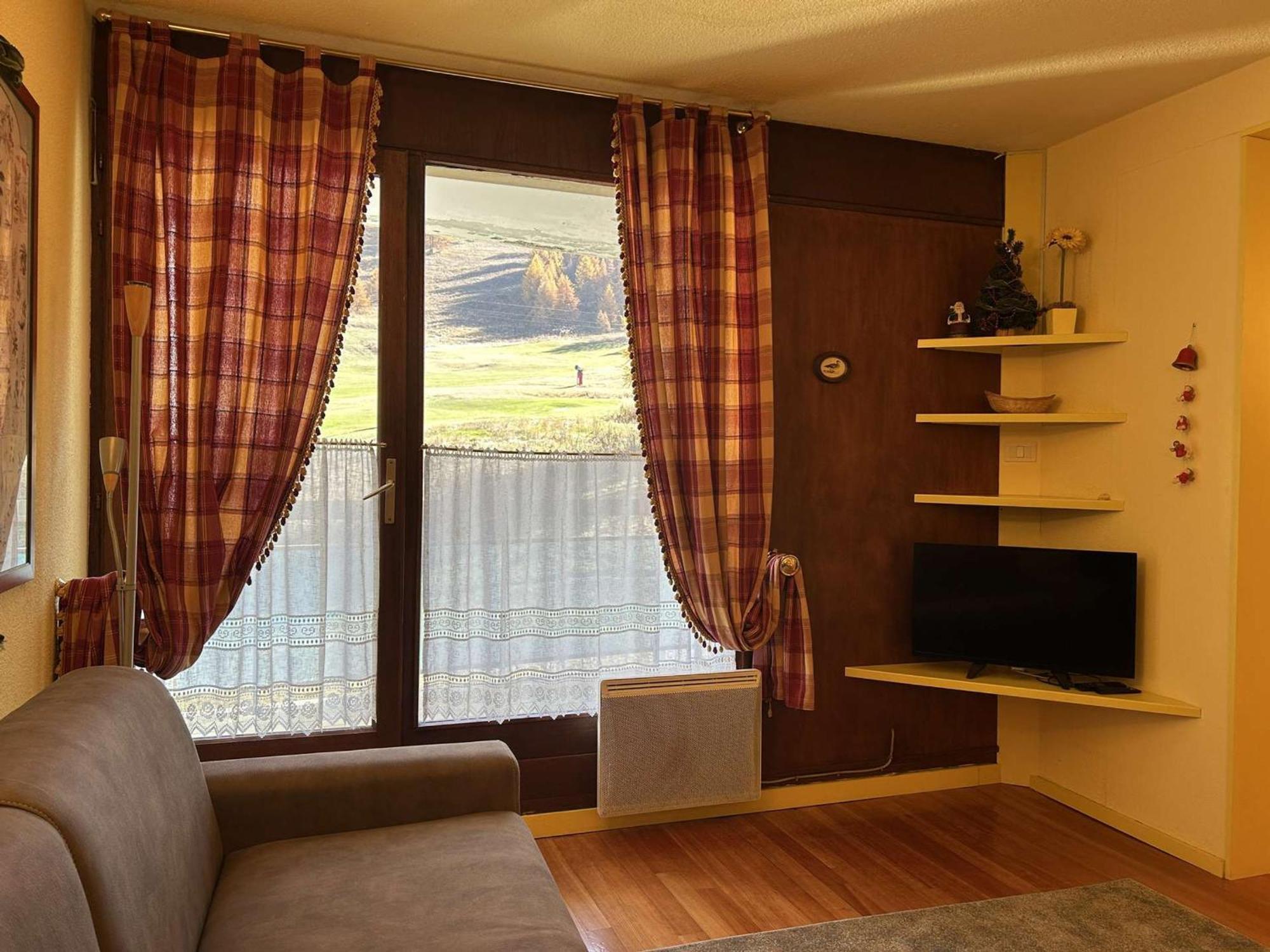 Appartement Skis Aux Pieds, 6 Pers Avec Parking, Montgenevre - Fr-1-330D-7 Exterior foto